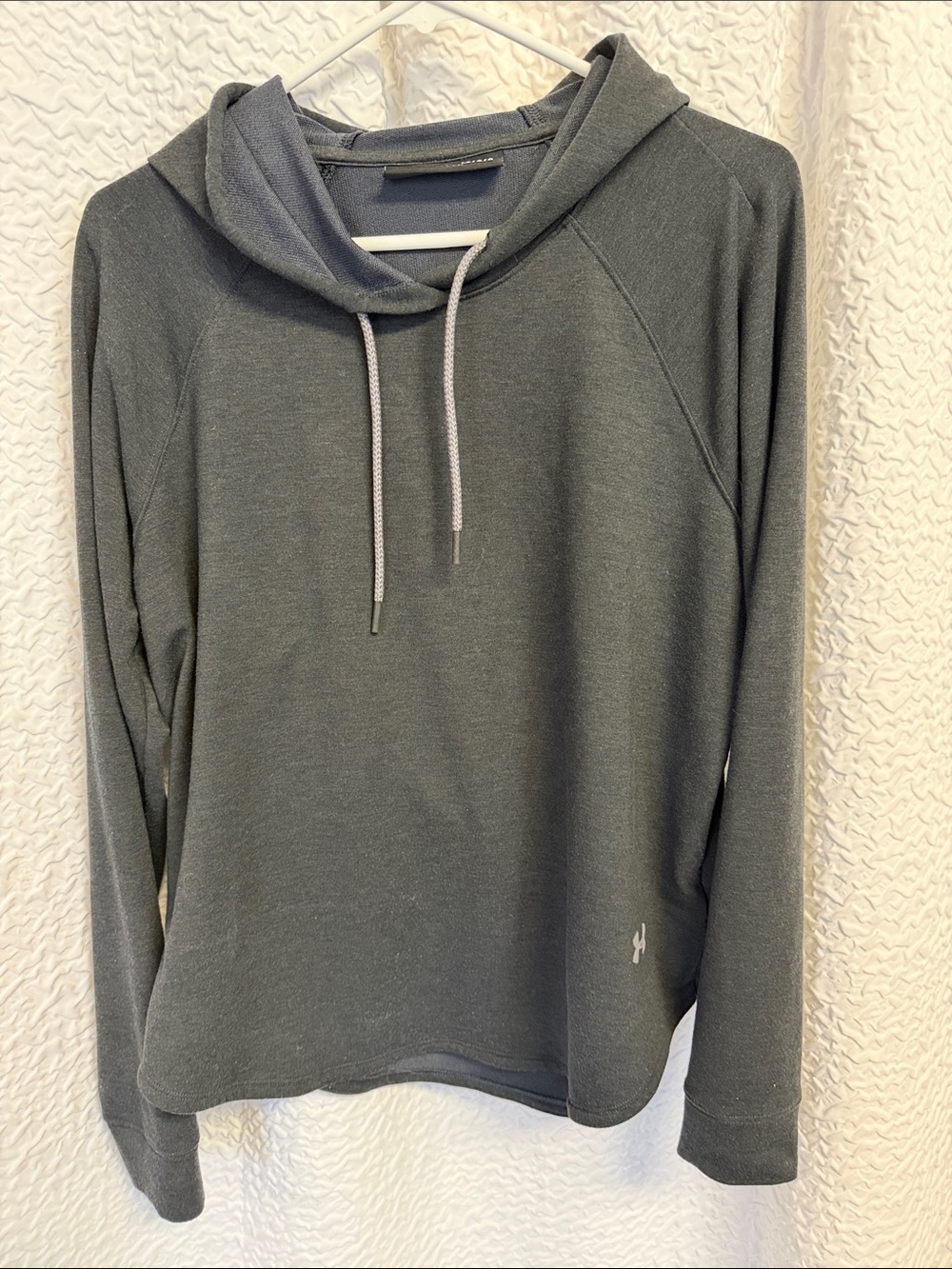 Under Armour Women's Dark Gray Hooded Pullover